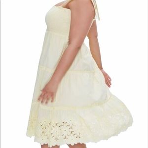 New Forever 21 Plus Pale Yellow smocked sundress 1X